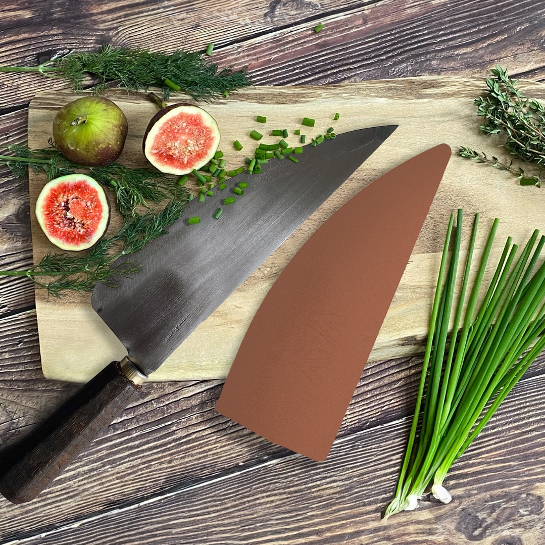 Wir haben etwas ganz Besonderes für euch! 🔪 😎
Ab sofort gibt es beim Kauf unseres eleganten Messers „Vay poliert 23 cm“ eine maßgeschneiderte 3D-gedruckte Messerhülle GRATIS dazu! 🎁

Mach dich bereit, deinen Kochstil auf das nächste Level zu bringen!

#Messerliebe #Küchenhelden #authenticblades #frühling #messerscharf #vietnam #scharfeklingen